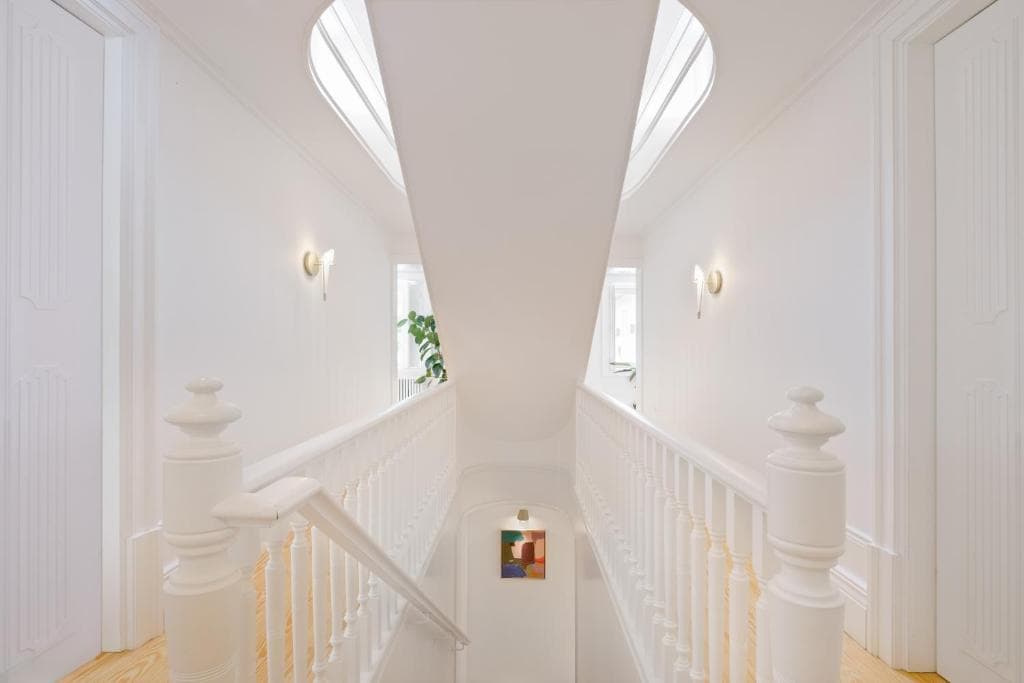 The manor house at Reframe Stay thumbnail 6